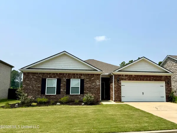 161 Twin Lakes Drive, Byhalia, MS 38611