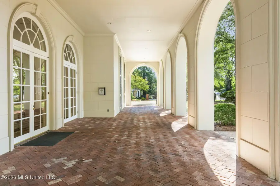 1200 Meadowbrook Road, Jackson, MS 39206 - #3