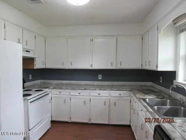 364 Sharon Hills Drive, Jackson, MS 39212 - #3