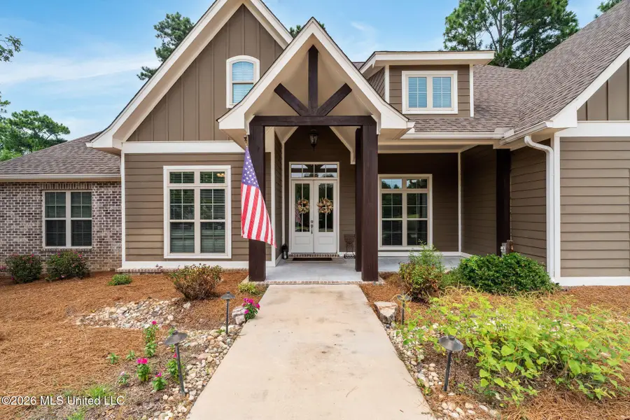 12 Pinehills Court, Hattiesburg, MS 39402 - #2