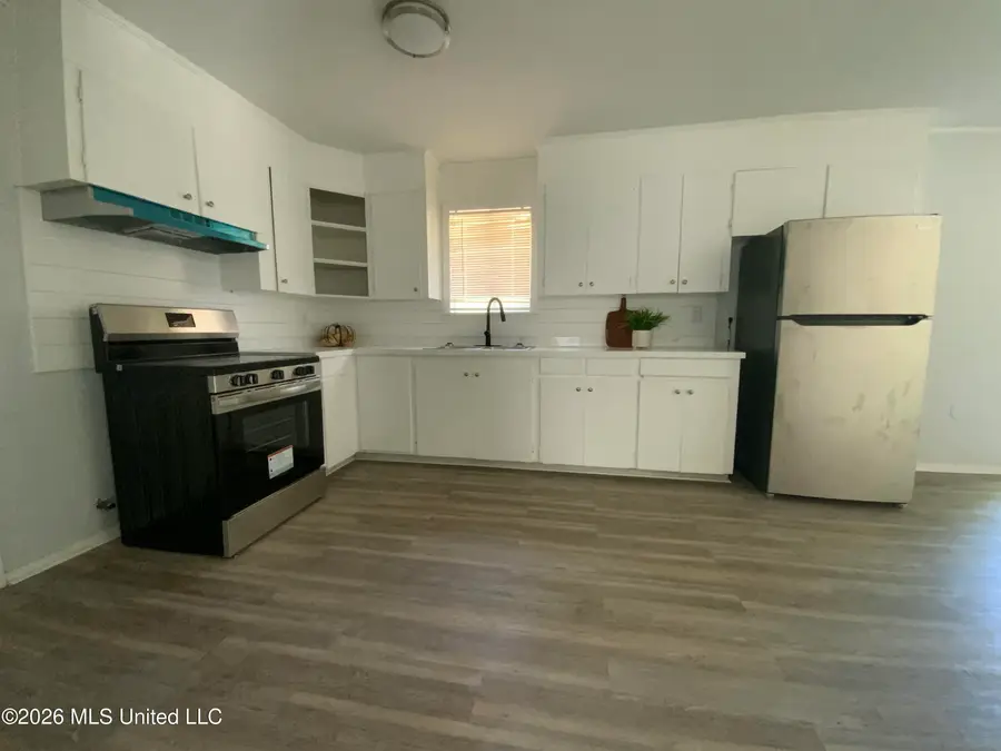 1210 Wooddell Drive, Jackson, MS 39212 - #3