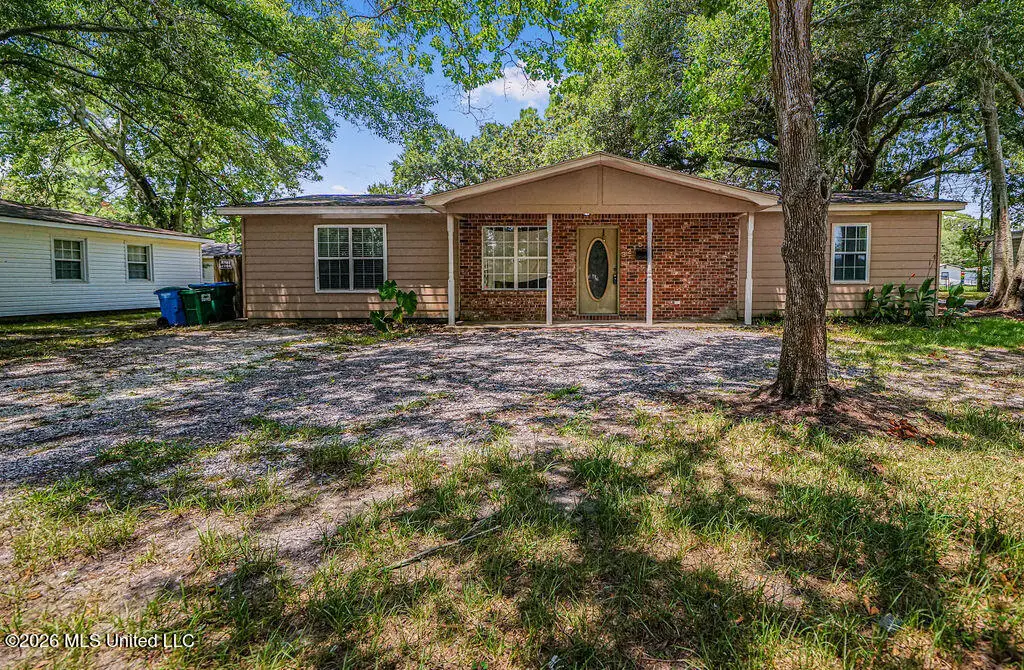 3215 Detroit Avenue, Pascagoula, MS 39581 - #1