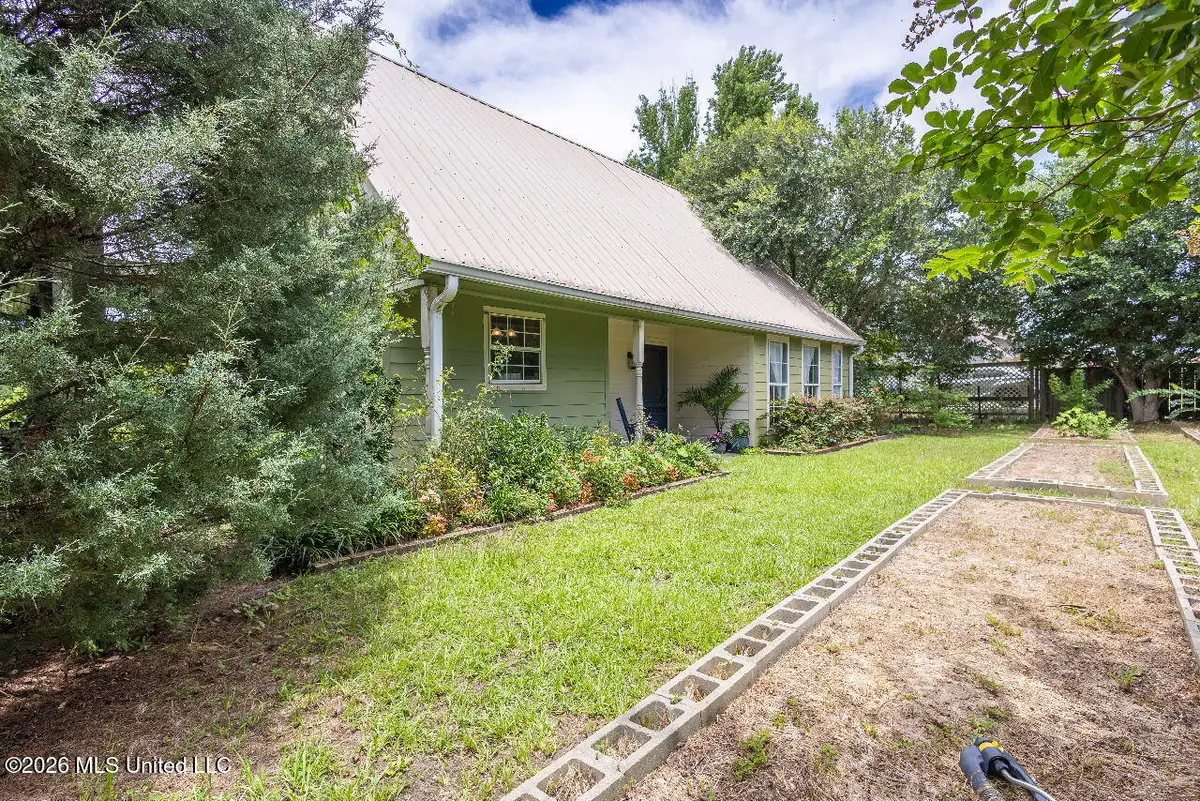 76 Shadow Lake Drive, Hattiesburg, MS 39401 - #1