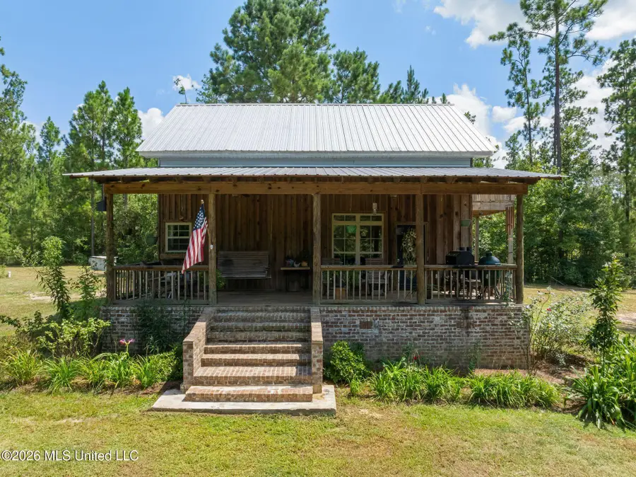 109 B Lowe Lane, Lumberton, MS 39455 - #3
