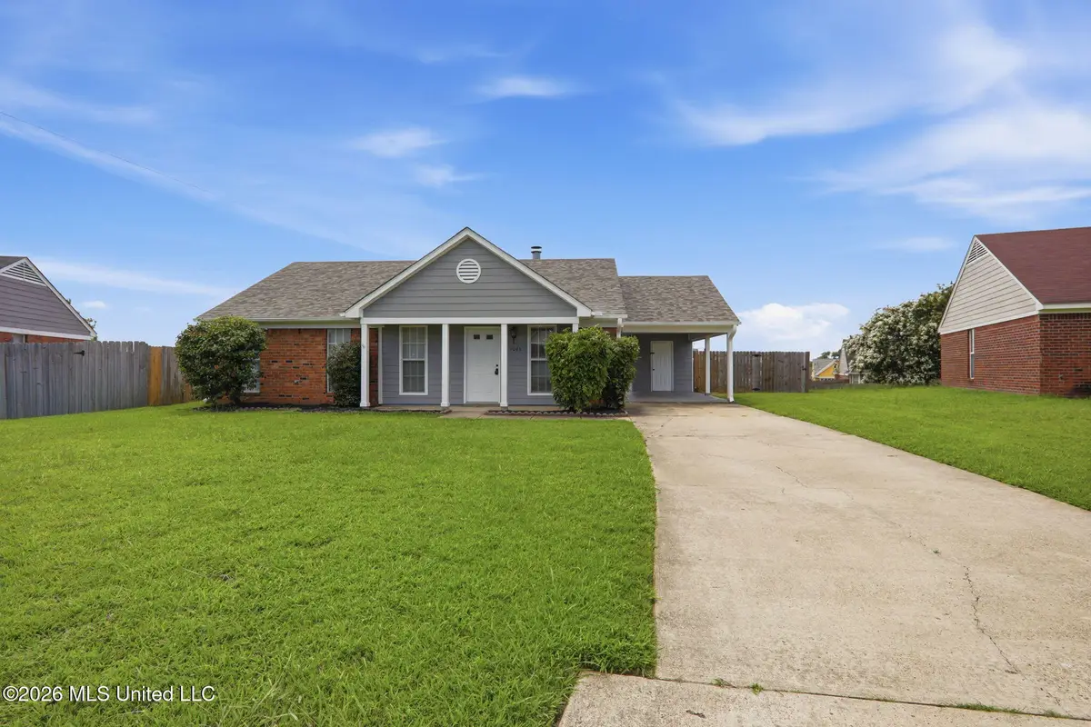 9043 W Triple Crown Loop, Southaven, MS 38671 - #1