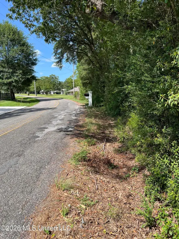 Mennonite Road, Gulfport, MS 39503