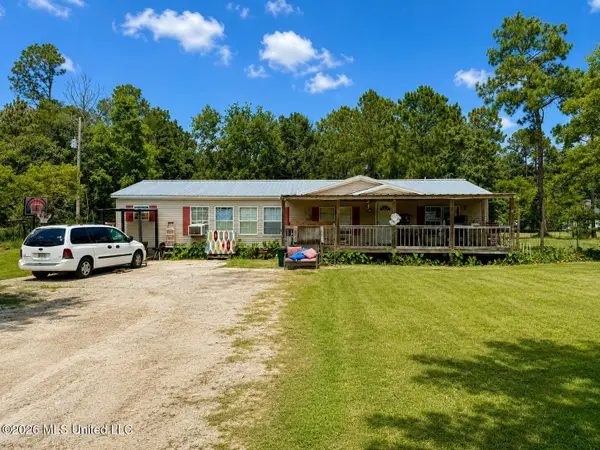 18206 Robinson Road, Gulfport, MS 39503