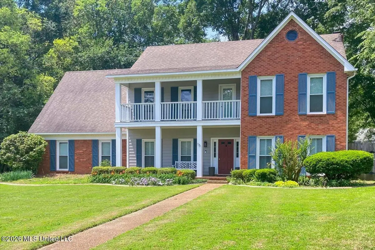 15 S Crownpointe Drive, Jackson, MS 39211 - #1