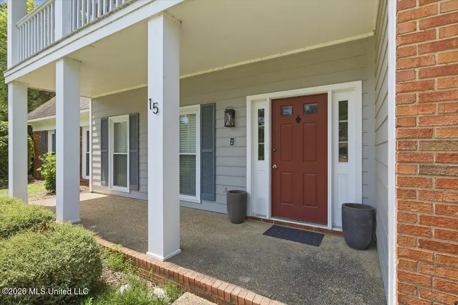 15 S Crownpointe Drive, Jackson, MS 39211 - #2