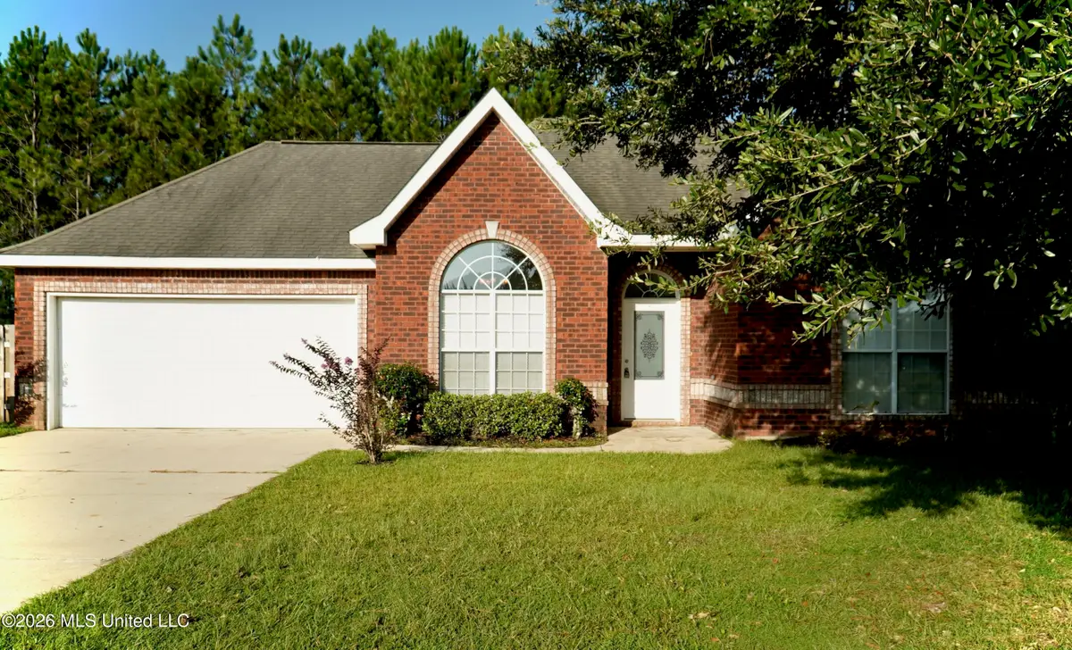 2933 Village Circle, Ocean Springs, MS 39564 - #1