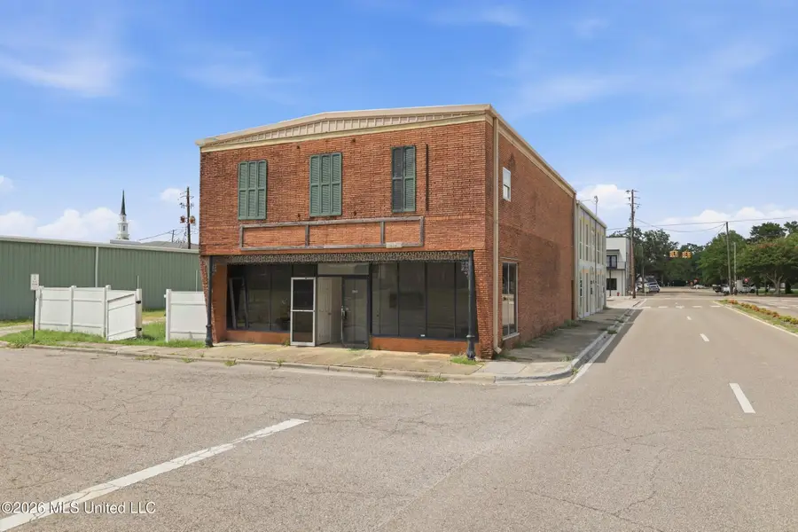 100 Elizabeth Street, Picayune, MS 39466 - #3