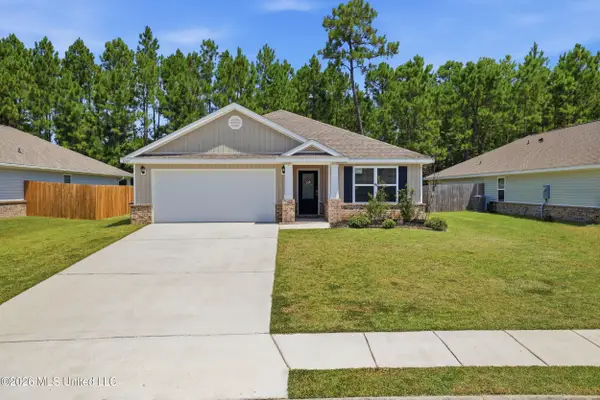 6587 Eastland Circle, Biloxi, MS 39532