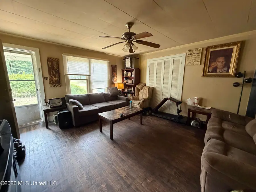 522 W 28th Street, Laurel, MS 39440 - #2