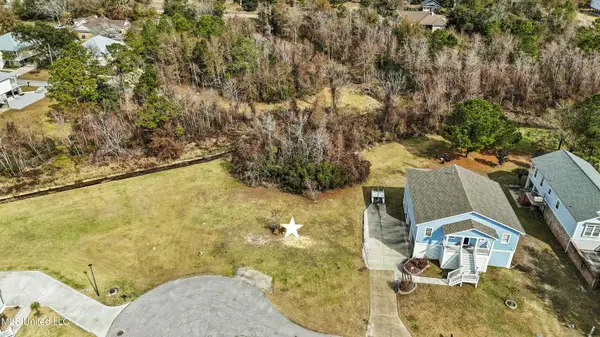 Sarah's Lane, Waveland, MS 39576