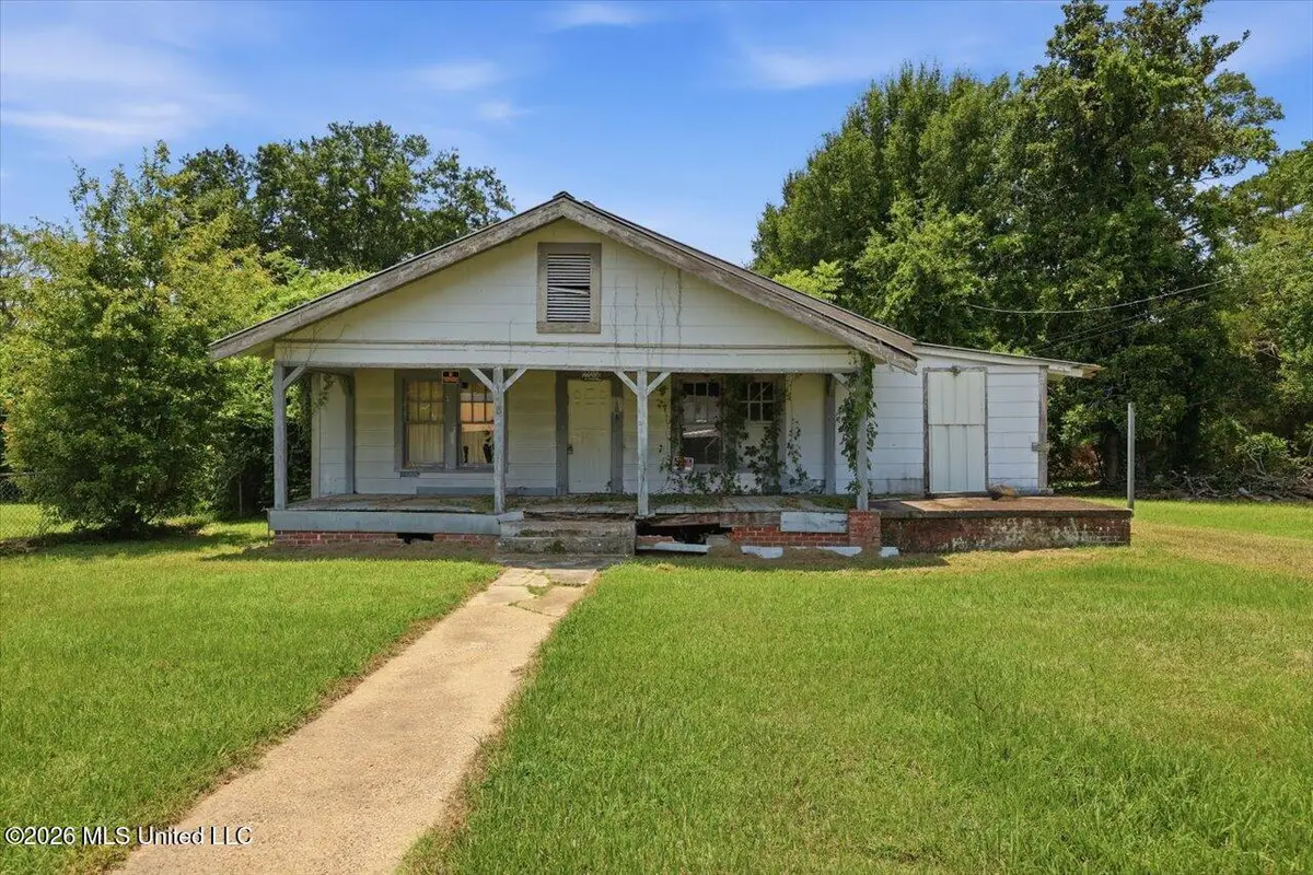 106 W Bell Avenue, Mendenhall, MS 39114 - #1