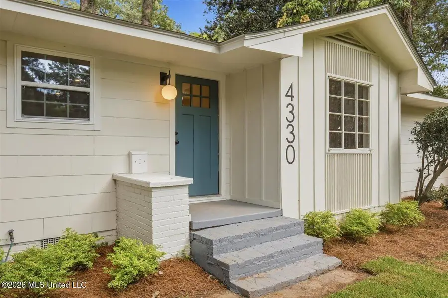 4330 Manhassett Drive, Jackson, MS 39211 - #2
