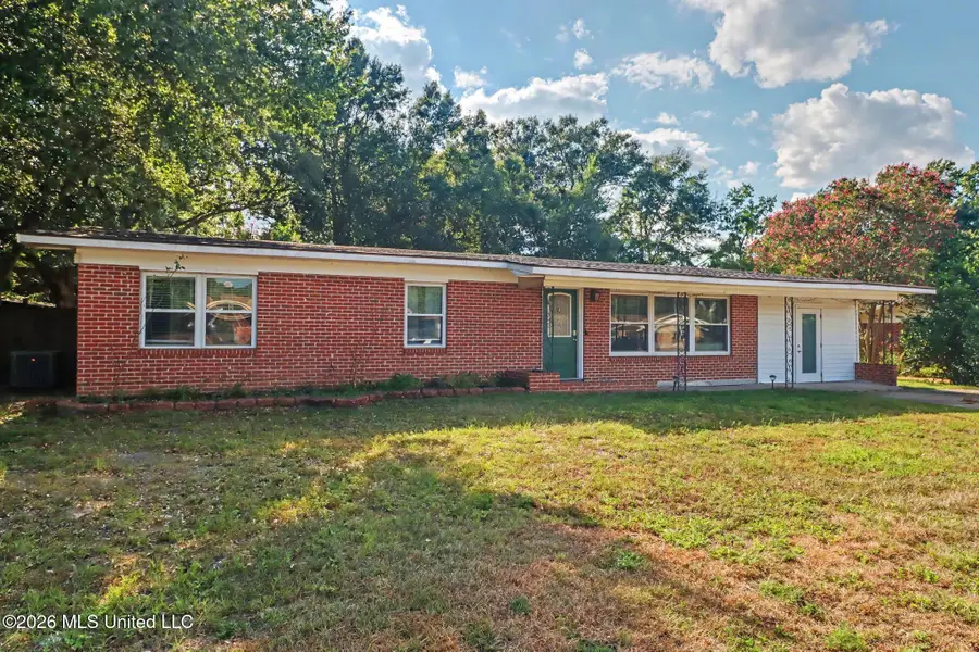 323 Rich Avenue, Biloxi, MS 39531 - #2