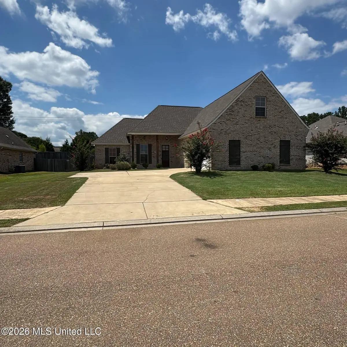 160 Western Ridge, Canton, MS 39046 - #1