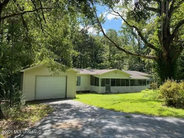 7 County Road 527, Como, MS 38619 - #1