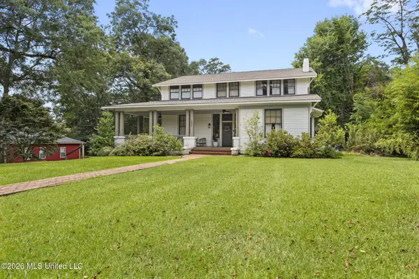 1622 N 5th Avenue, Laurel, MS 39440