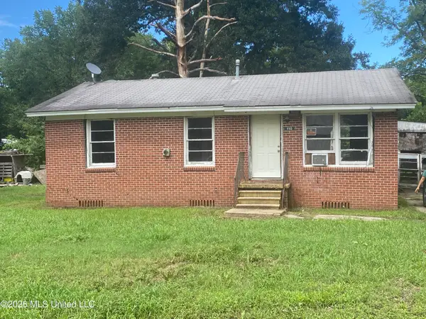 110 Oak Street, Ridgecrest, LA 71334