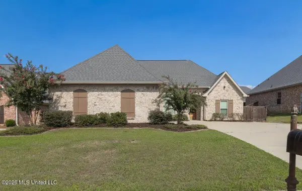 609 Gloucester Way, Flowood, MS 39232