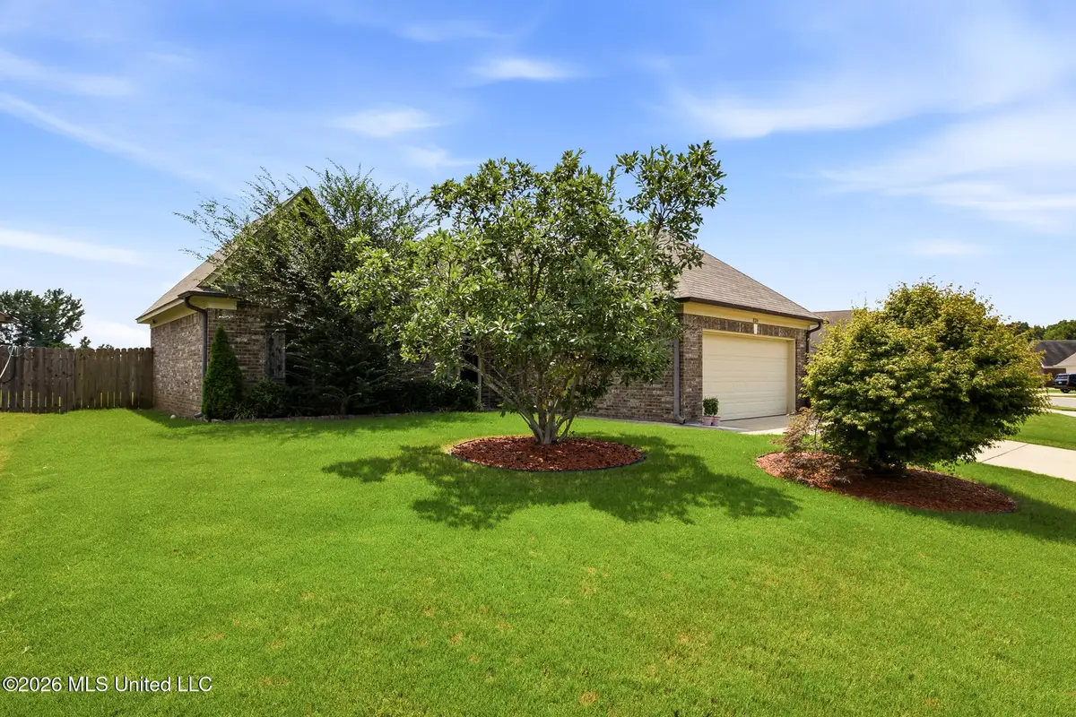 8324 Willow Drive, Southaven, MS 38671 - #1