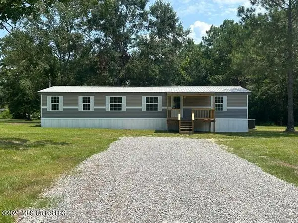 19320 Eldridge Drive, Saucier, MS 39574