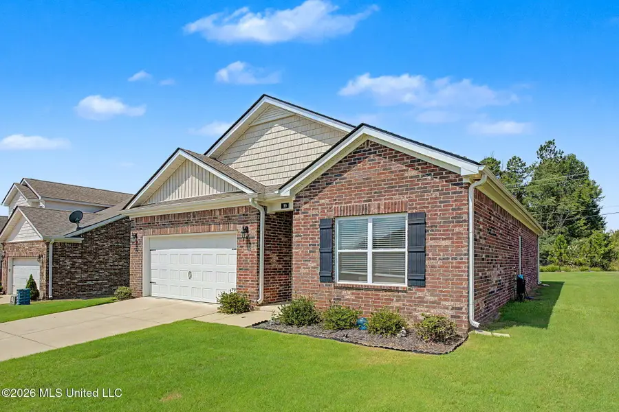 99 Twin Lakes Drive, Byhalia, MS 38611 - #2
