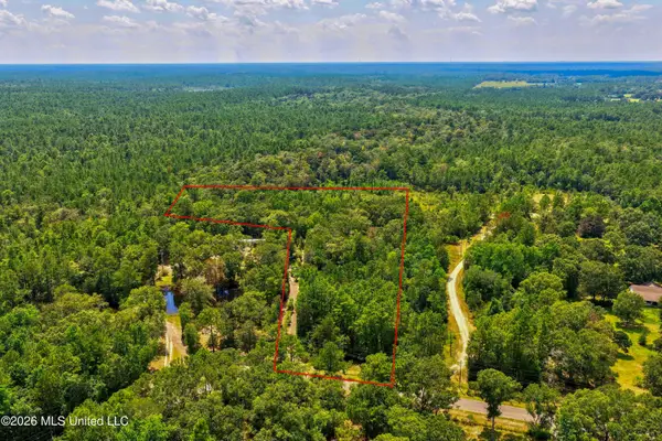 20237 Fox Ridge Drive, Saucier, MS 39574
