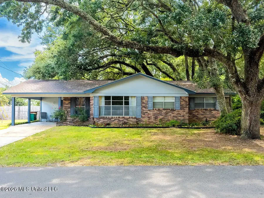 282 N Burke Avenue, Long Beach, MS 39560 - #2
