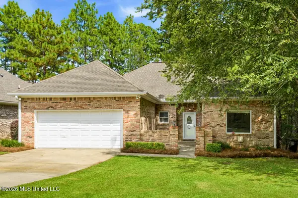 135 Shadow Ridge Road, Hattiesburg, MS 39402