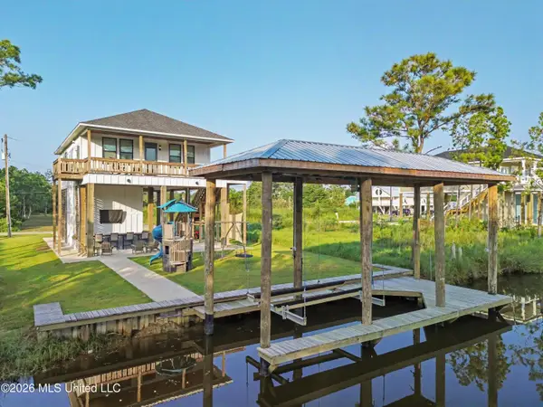 4114 11th Avenue, Bay Saint Louis, MS 39520