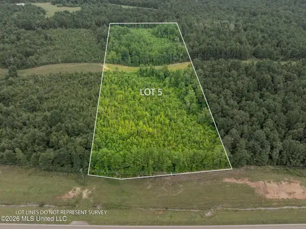 5 Hwy 84, Collins, MS 39428