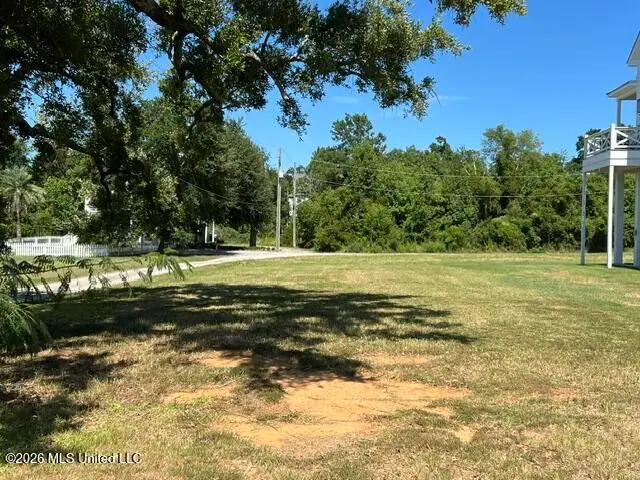 114 Cedar Avenue, Pass Christian, MS 39571 - #1