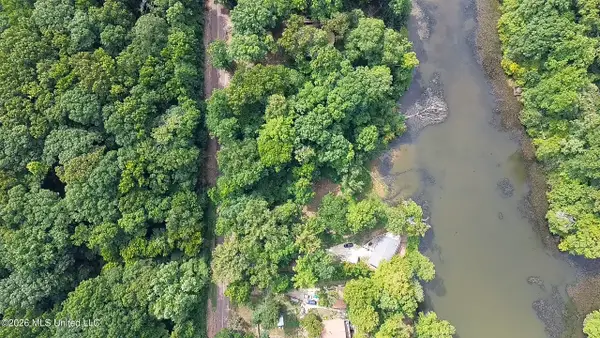 1915 Mattaha Drive, Hernando, MS 38632