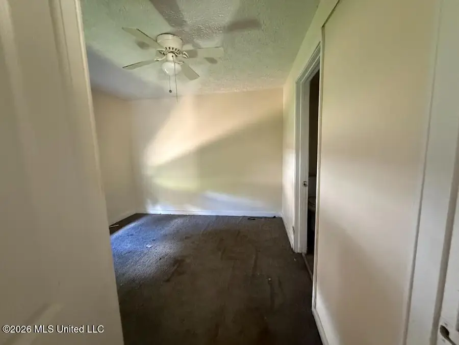 1226 Marks Avenue, Jackson, MS 39213 - #3