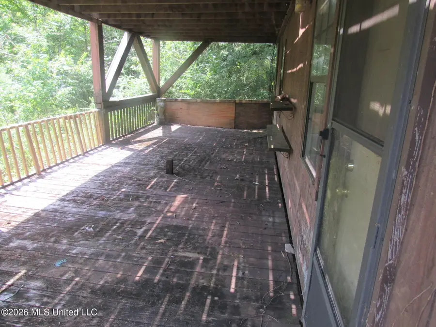 201 Lafferty Road, Batesville, MS 38606 - #3