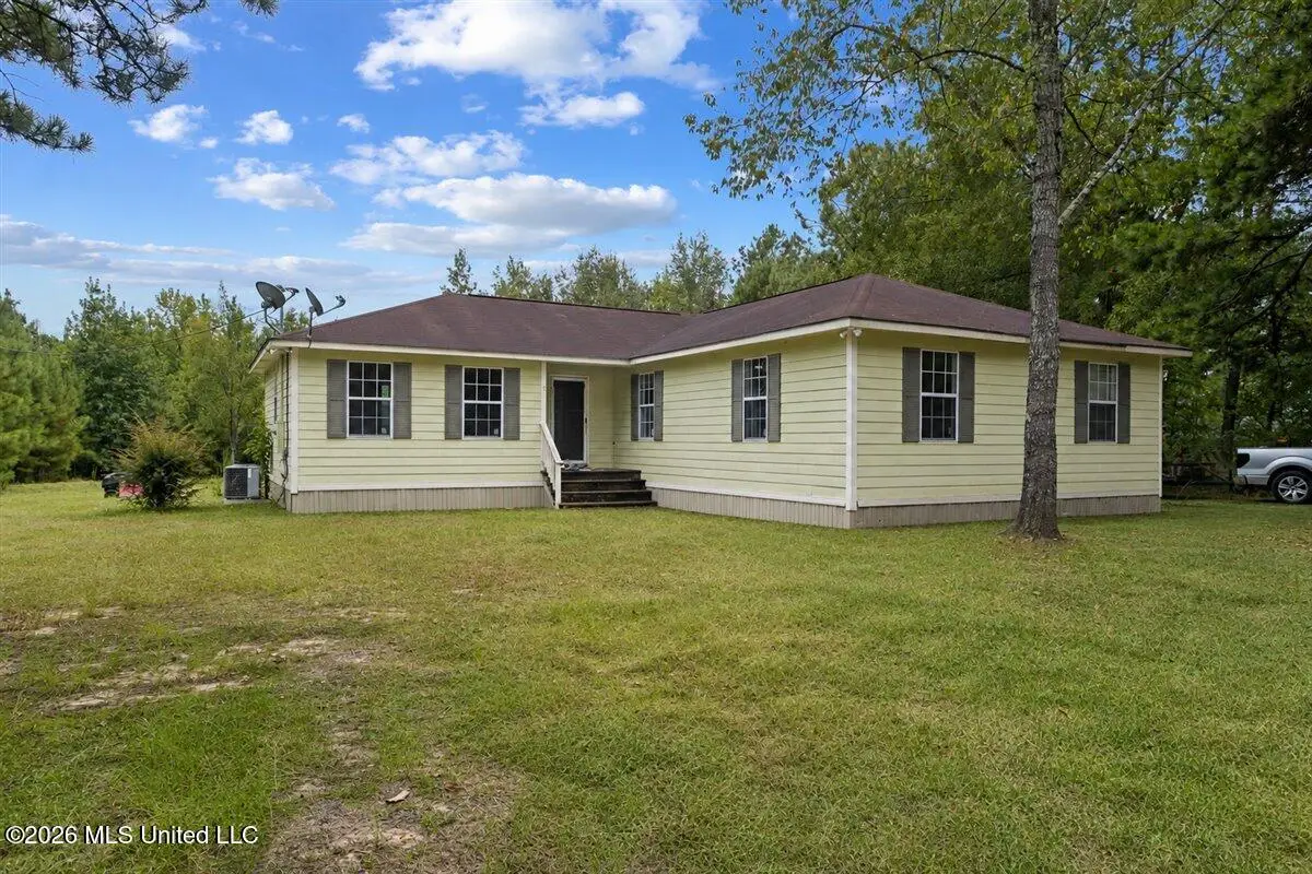 328 W Progress Road, Prentiss, MS 39474 - #1