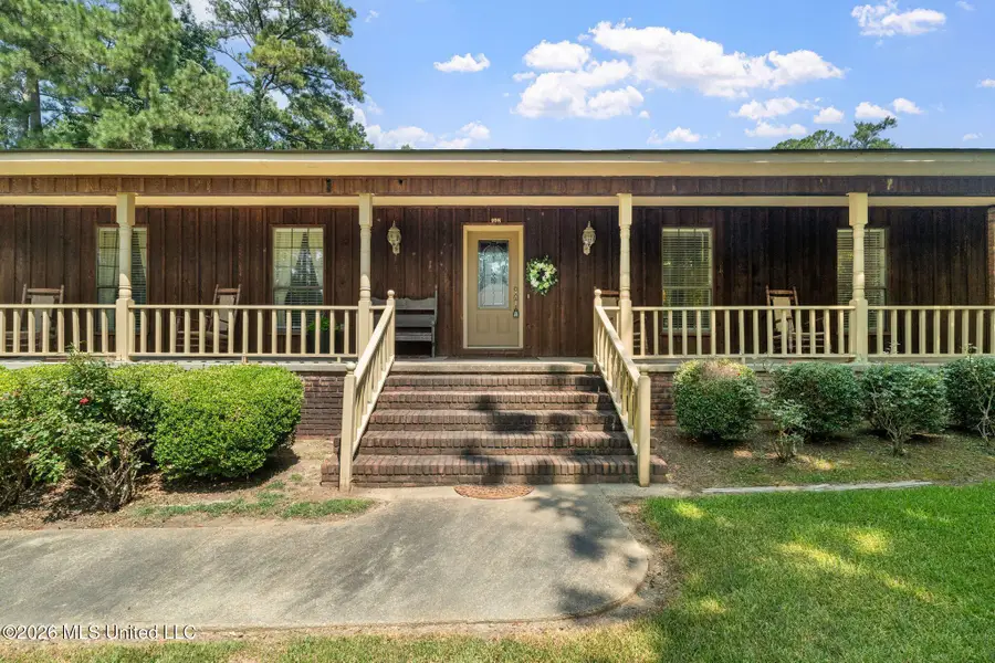 108 Pinecrest Street, Collins, MS 39428 - #3