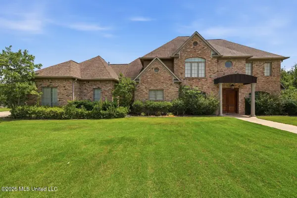 553 Twin Cedars Drive, Madison, MS 39110