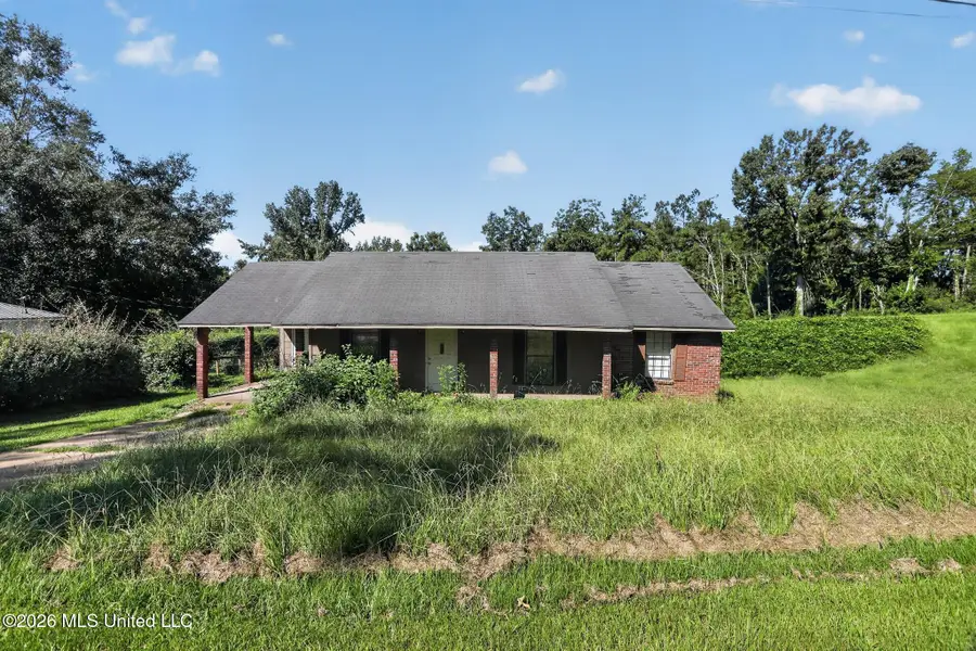 109 Dogwood Heights, Batesville, MS 38606 - #2