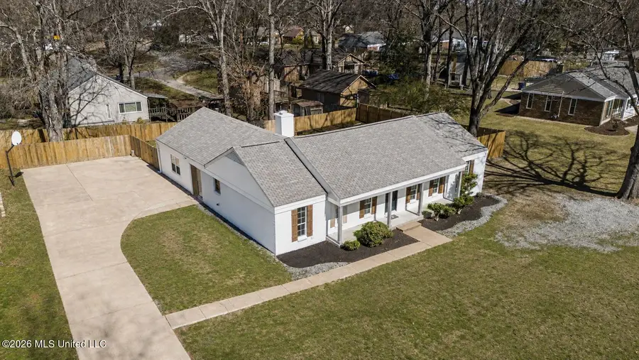 4490 S Big Horn Drive, Nesbit, MS 38651 - #2