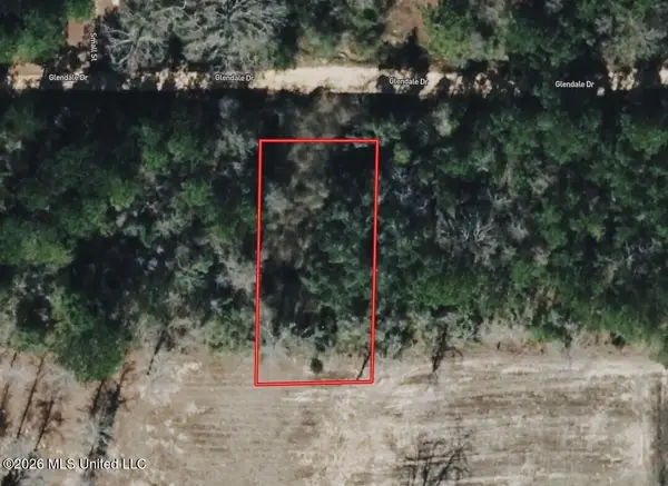 Glenndale Drive, Lumberton, MS 39455