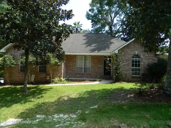 544 Hoaka Lane, Diamondhead, MS 39525