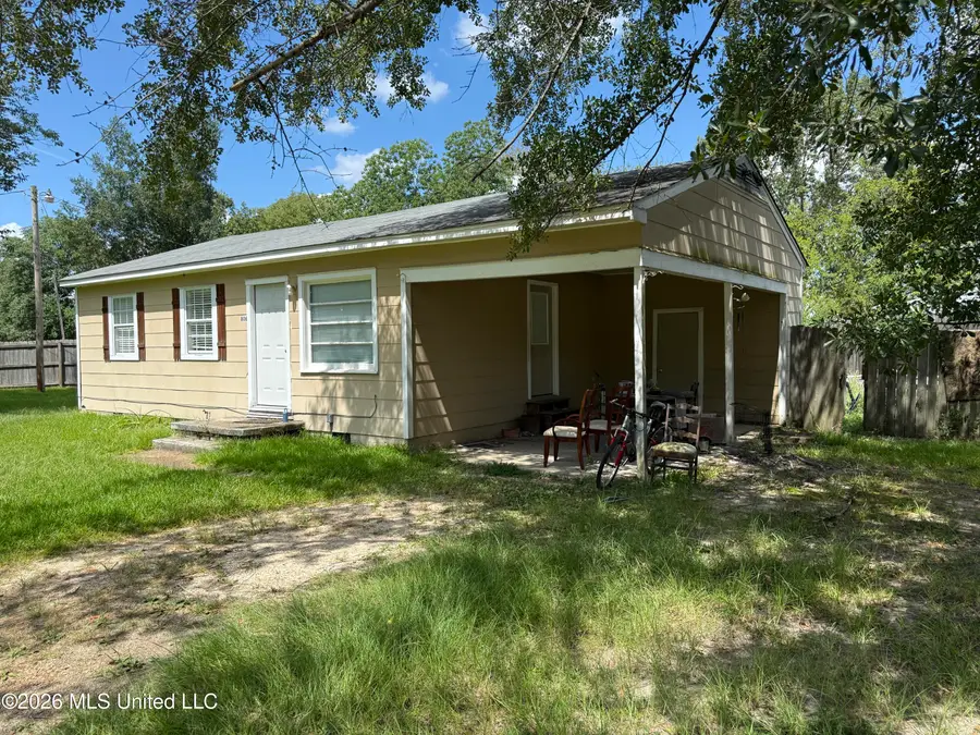 806 Charles Street, Pearl, MS 39208 - #2