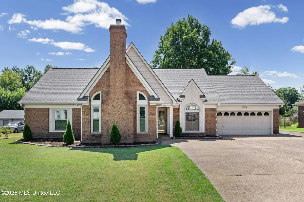7264 Flower Creek Drive, Southaven, MS 38671 - #1