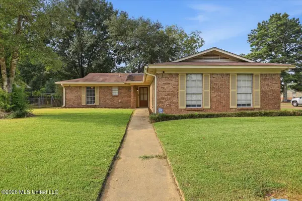 2805 Pine Circle Drive, Pearl, MS 39208