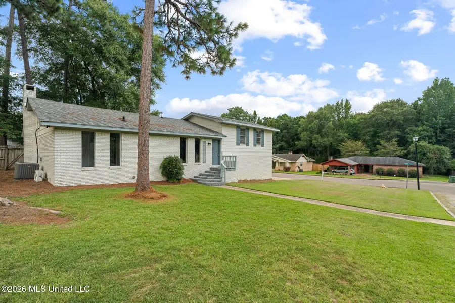 44 Sharmont Drive, Hattiesburg, MS 39402 - #3