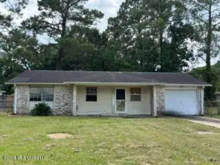 2601 Lawn Circle, Gautier, MS 39553